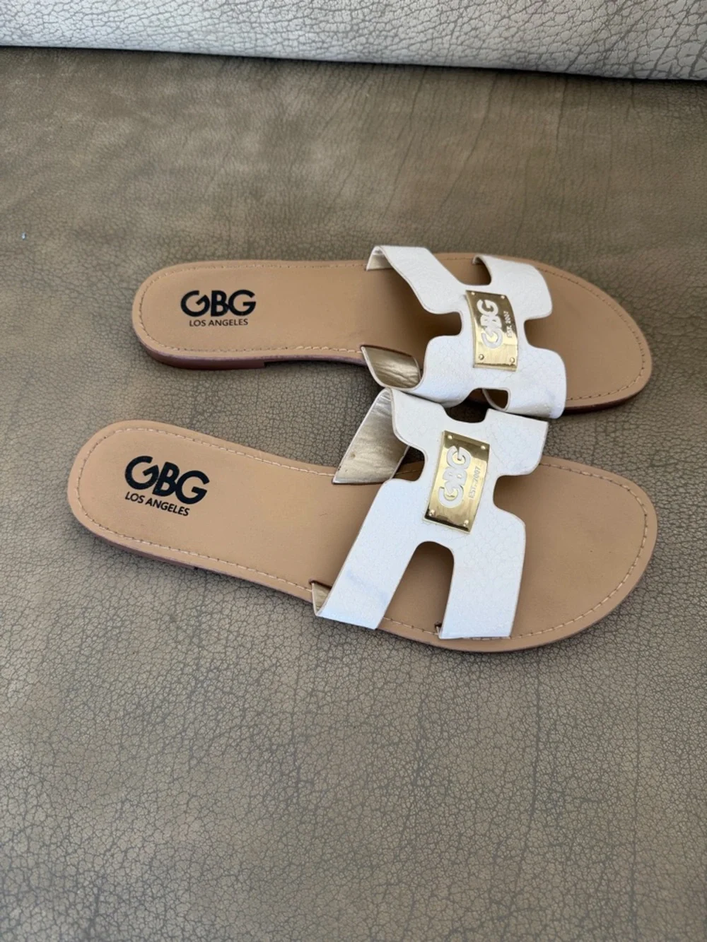 GBG Los Angeles slip white
